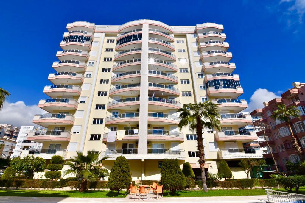 Toros 12 Sitesi’nde 2+1 Denize Yakın Daire